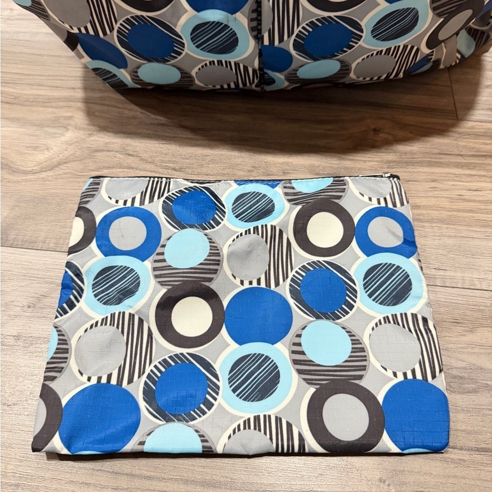 Brighton Lock It Super Tote Travel Bag Blue Geometric Weekender + Pouch Carryon - Picture 5 of 10
